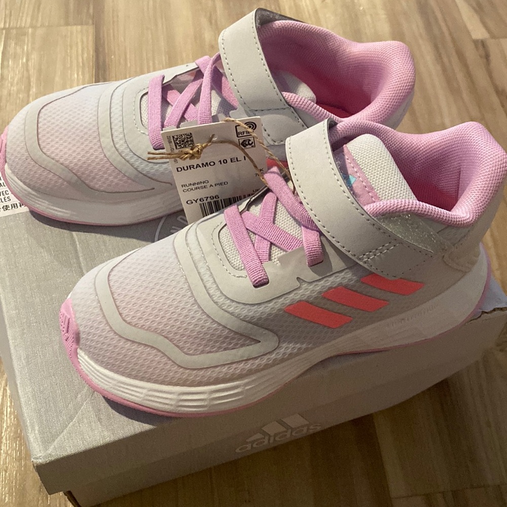 Adidas toddler girl shoe 9.5 gray and pink